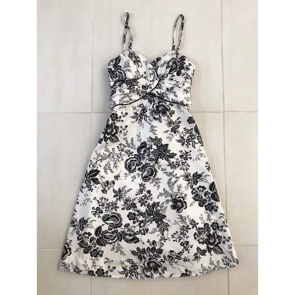 White House Black Market Floral Strapless Pleated Dress